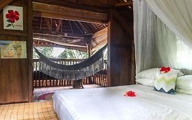 Mentawai Surf Camp 3*